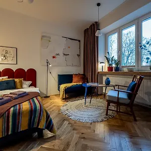 Tranquil Old Town Retreat Warszawa