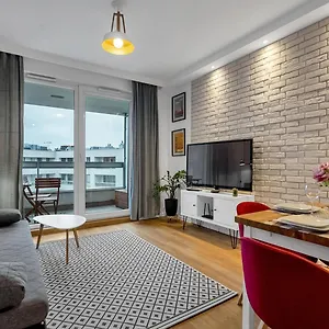 Wola - Parking, Balcony, Quiet & Quarter - By Rentujemy Warszawa
